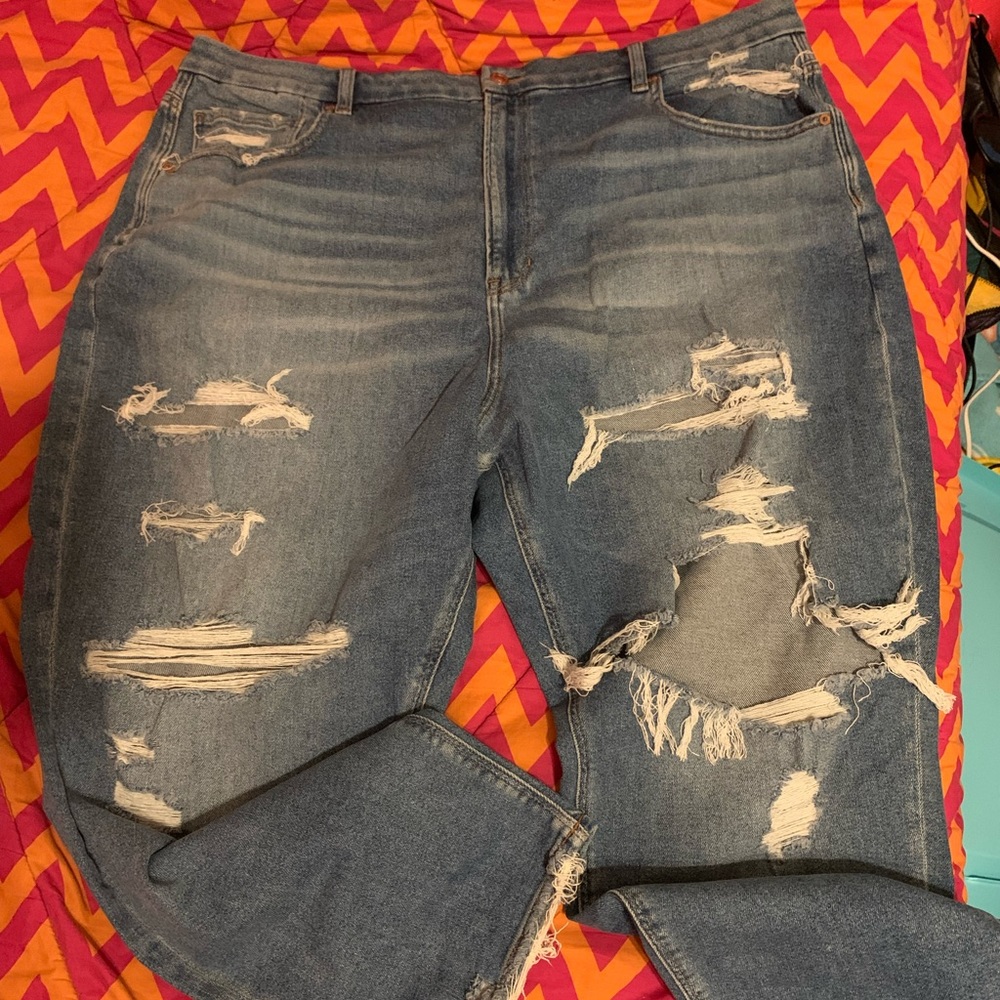 American Eagle Mom jeans